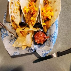 Locos Grill & Pub, Eastside - Fish tacos