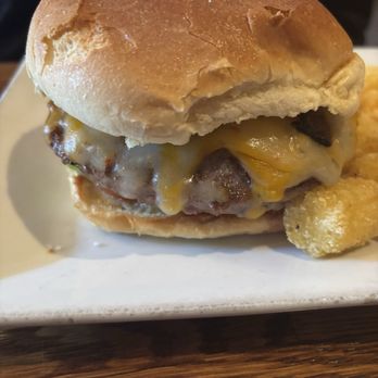 Fig & Barrel - 1/2 pound burger - Whiskey Bars Near Me - York, Pennsylvania