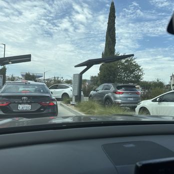 C282-Cuyamaca & Mission Gorge - Been sitting here for 20 minutes without moving. - Chicken Shop Near Me - Santee, California C282-Cuyamaca & Mission Gorge - Been sitting here for 20 minutes without moving. - Chicken Shop Near Me - Santee, California