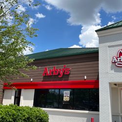 Arby's - Outside