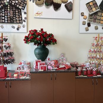 André’s Chocolates - Overland Park - Chocolatiers & Shops Near Me - Leawood, Kansas André’s Chocolates - Overland Park - Chocolatiers & Shops Near Me - Leawood, Kansas