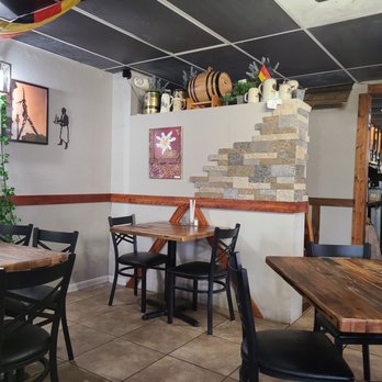 Restaurant Edelweiss - German Near Me - Bradenton, Florida Restaurant Edelweiss - German Near Me - Bradenton, Florida
