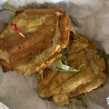 Chimi Place - Patacon de pollo- good - Dominican Near Me - Newark, New Jersey