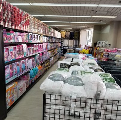 EXTREME DEPARTMENT STORE - Updated February 2025 - 88 Featherbed Ln ...
