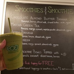 Purple Green Juice Bar & Cafe - Matcha green tea smoothie