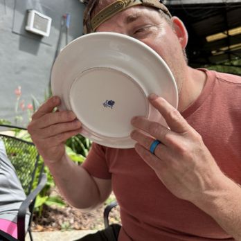Grapevine Cafe and Gallery - Cleaning his plate after the pecan praline cheesecake - Cajun/Creole Near Me - Donaldsonville, Louisiana