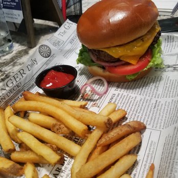 Treehouse Bar & Grill - Classic cheeseburger and fries - Bars Near Me - Brea, California