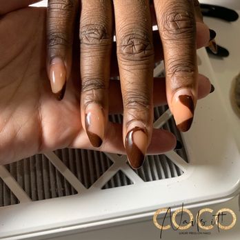 Nails by Coco.Munroe - Aprés 4 week growth - Nail Technicians Near Me