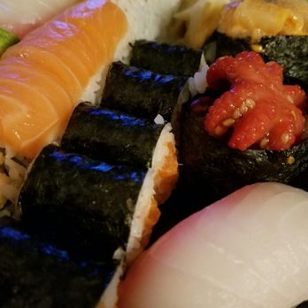 Sushi Cafe - Nice sushi!! Rainbow roll, spicy tuna, baby octopus, conch, white fish. - Sushi Bars Near Me - Jacksonville, Florida