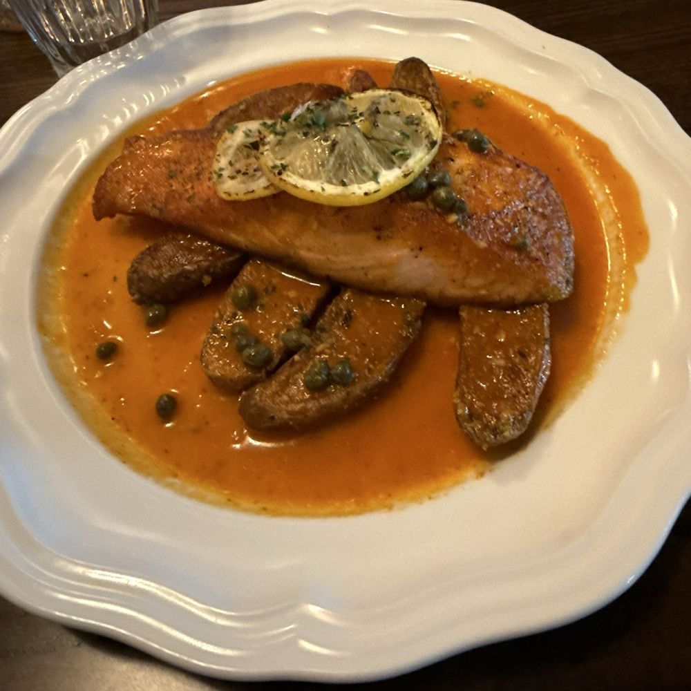 Giuliettas - salmon piccata - Italian Near Me - Lawrenceburg, Indiana Giuliettas - salmon piccata - Italian Near Me - Lawrenceburg, Indiana