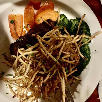 Frank & Diannah's Arbor Inn - Steak frites with crispy fries - American Near Me - Reading, Pennsylvania Frank & Diannah's Arbor Inn - Steak frites with crispy fries - American Near Me - Reading, Pennsylvania