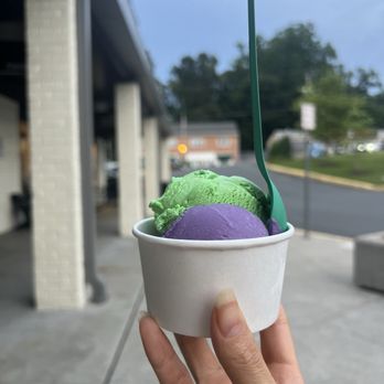 Toby's Handmade Ice Cream - Ice Cream & Frozen Yogurt Near Me - Vienna, Virginia Toby's Handmade Ice Cream - Ice Cream & Frozen Yogurt Near Me - Vienna, Virginia