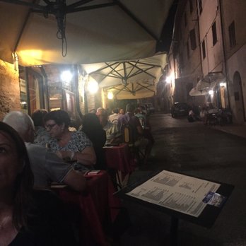 La Mangiatoia - Italian Near Me - San Gimignano, SI