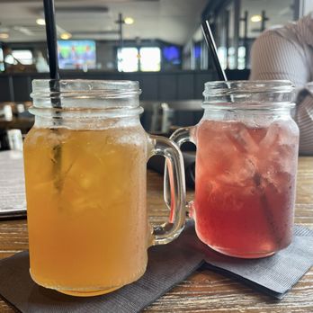 Gannon's Tavern - Soft drinks--I like a Mason jar! - New American Near Me - Hyannis, Massachusetts