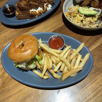 The Henry - Grilled Chicken - Coffee & Tea Near Me - Coronado, California