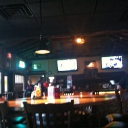 Pour House Bar and Grill