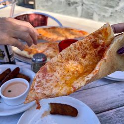Betty's Pizza & Pasta