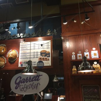 Garrett Popcorn Shops - Popcorn Shops Near Me - Chicago, Illinois