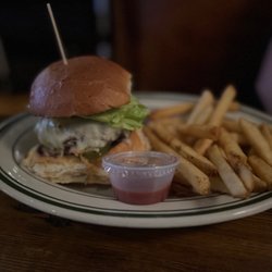 Six Points Pub - El Diablo Burger