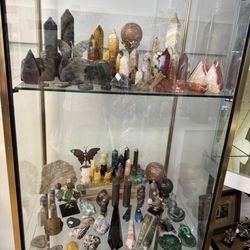 Eloisa’s Gifts and Treasures - Crystals