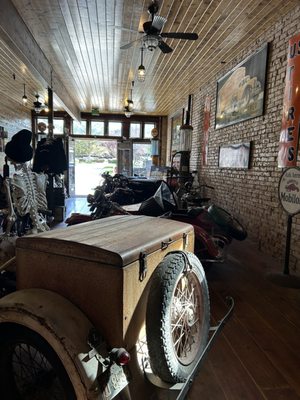 The Lincoln Hotel by null