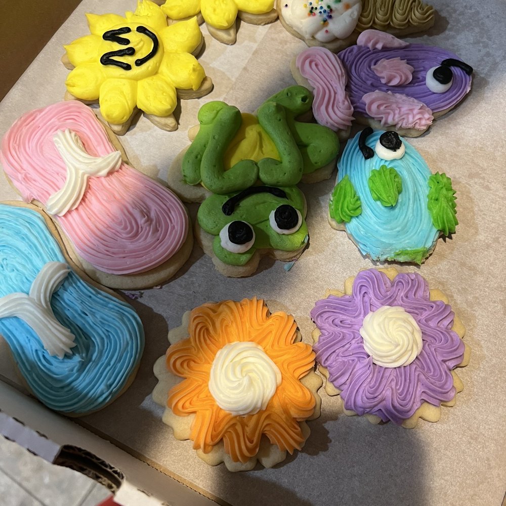 Larita's Cakes 'N More - Sugar cookies - Bakeries Near Me - Fort Dodge, Iowa