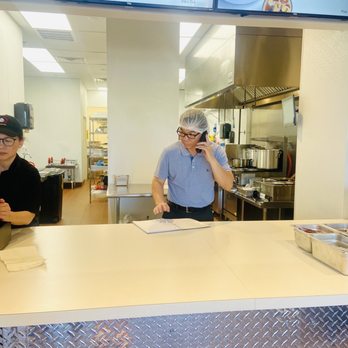Kukuruku crispy chicken - Clean kitchen :) - Desserts Near Me - Lakeland, Tennessee
