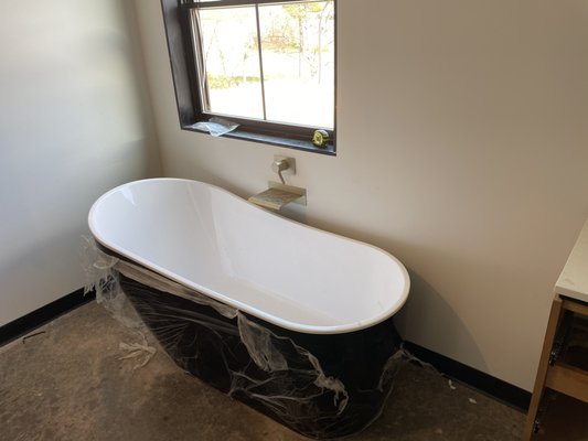 Johnny On The Spot Logo