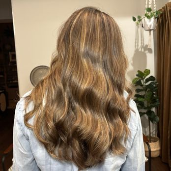 Sanctuary Salon - Hair color by Liz - Hair Salons Near Me - San Francisco, California Sanctuary Salon - Hair color by Liz - Hair Salons Near Me - San Francisco, California