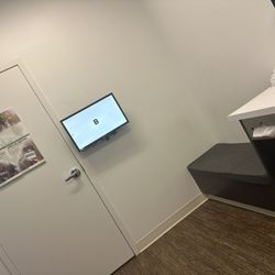 Arbor Eyecare - Snoqualmie Ridge - Such nice exam rooms!
