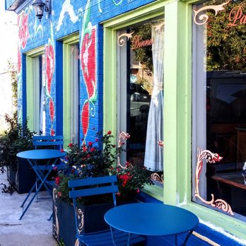 Buenos Aires Café - Este - Super cute outdoor area - Argentine Near Me - Austin, Texas Buenos Aires Café - Este - Super cute outdoor area - Argentine Near Me - Austin, Texas