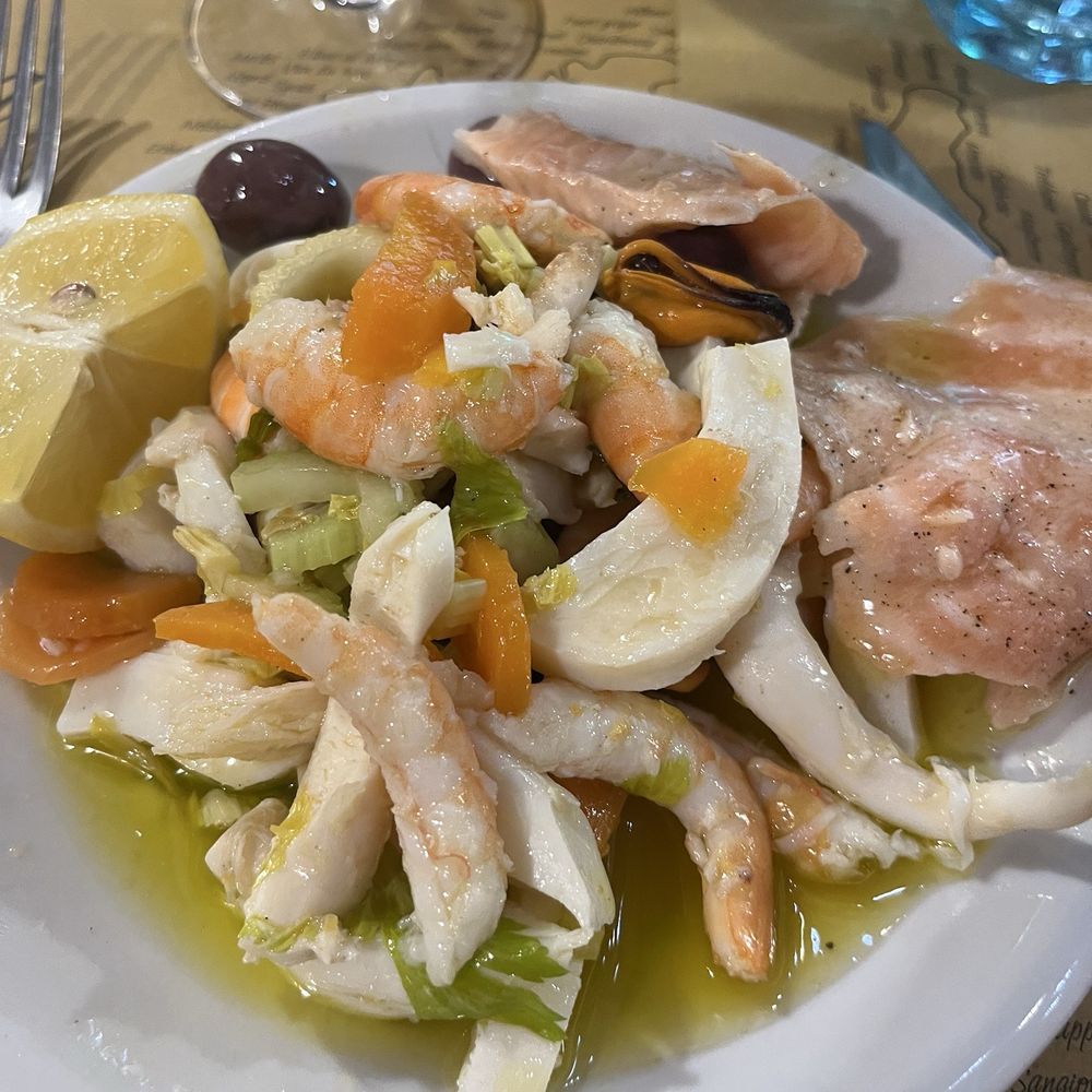 La Tavernetta 29 - Frutti de Mare salad sooooo good and fresh! - Italian Near Me - Rome, RM La Tavernetta 29 - Frutti de Mare salad sooooo good and fresh! - Italian Near Me - Rome, RM