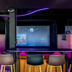 Over Flyte Denver - Golf simulators with multi-sport capability including, basketball, baseball, football, soccer, carnival games and golf games!