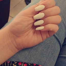 Love the coffin shape nails with matte finish Love the coffin shape nails with matte finish