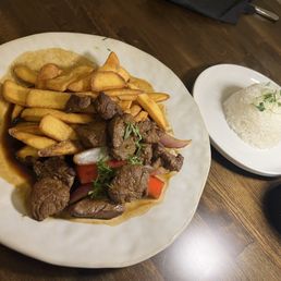 Lomo Saltado Steak