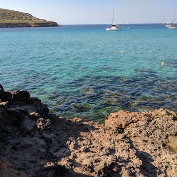Platjes Cala Conta - Pictures does not do justice for the prettiness of this beach - Beaches Near Me - Sant Antoni de Portmany, PM