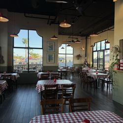 Del's Pizzeria