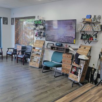 Who's next - Men's Hair Salons Near Me - Newington, Connecticut