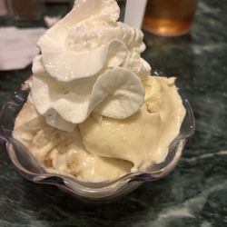Clam Digger's Pub & Eatery - Banana Pudding. Ok. Small portion.