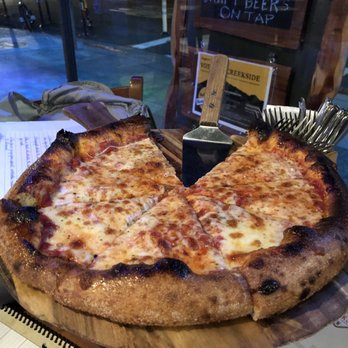 Creekside Pizza & Taproom - So ridiculously delicious cheese pizza - Pizza Near Me - San Anselmo, California Creekside Pizza & Taproom - So ridiculously delicious cheese pizza - Pizza Near Me - San Anselmo, California
