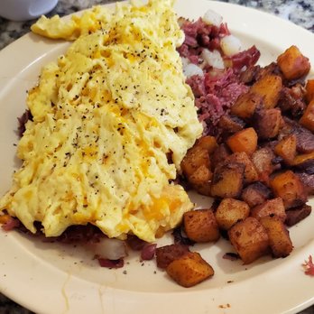 BB’s Bagels - Home made corned beef, hash browns with scrambled eggs.  I already downed that sesame toasted bagel - Breakfast & Brunch Near Me - Alpharetta, Georgia