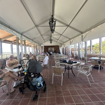 Gatsby on the Ocean - American Near Me - Wantagh, New York