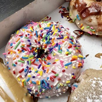 Duck Donuts - Strawberry Confetti - Donuts Near Me - Highpoint, North Carolina