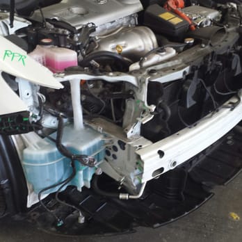 Caliber Collision - 2016 lexus es hybrid. In for repairs - Body Shops Near Me - Simi Valley, California