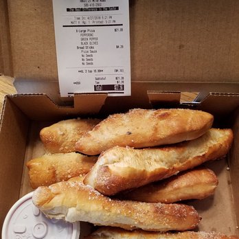 Sam's Sorrento Pizza - Garlic, parmesan breadsticks with pizza sauce = 6 for $ 4.29 - Pizza Near Me - Macomb, Michigan Sam's Sorrento Pizza - Garlic, parmesan breadsticks with pizza sauce = 6 for $ 4.29 - Pizza Near Me - Macomb, Michigan