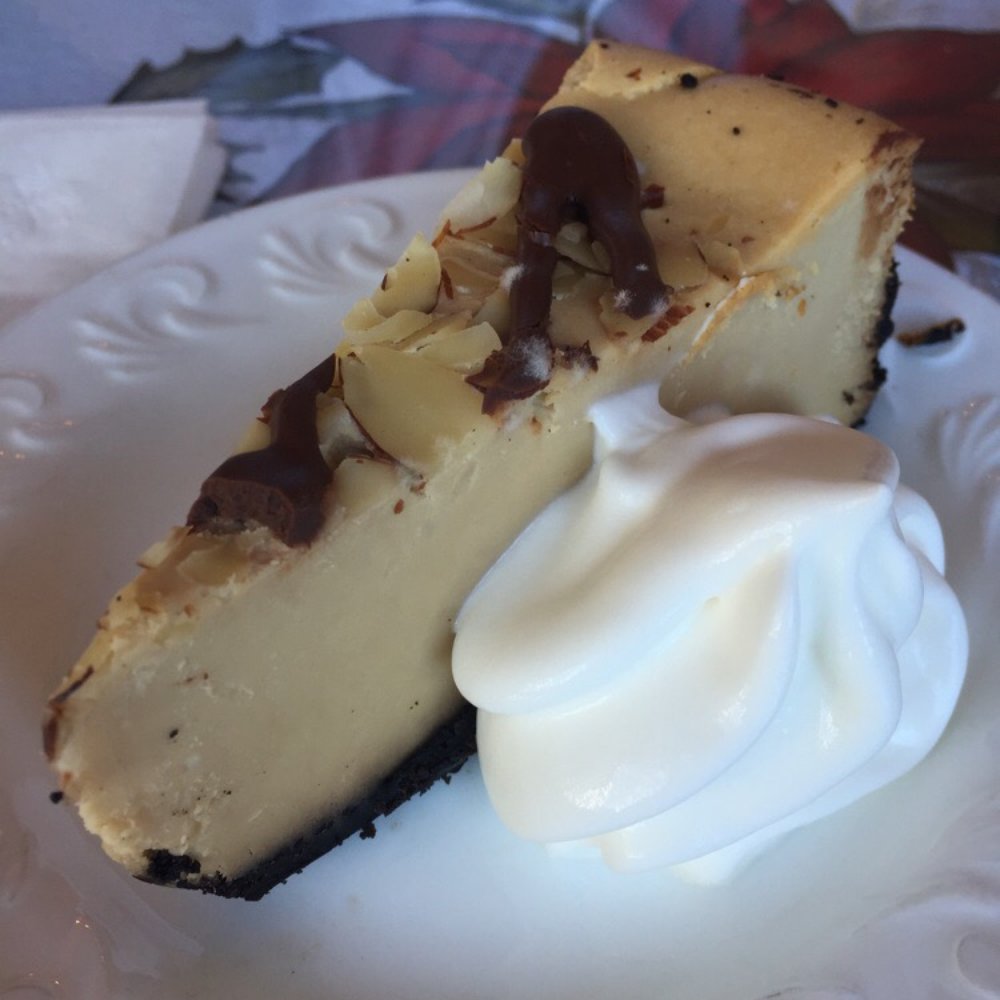 Café Capistrano - Almond cheesecake is also very good - American Near Me - Half Moon Bay, California