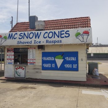 MC Snow Cones - Stopping by MC Snow Cones in Irving on a swelteringly hot Summers day. - Shaved Ice Near Me - Irving, Texas