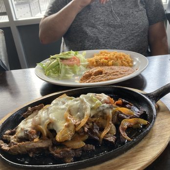 Taqueria Datapoint - Asada plater melted cheese plus rice refried beans avocado salad fresh - Mexican Near Me - San Antonio, Texas Taqueria Datapoint - Asada plater melted cheese plus rice refried beans avocado salad fresh - Mexican Near Me - San Antonio, Texas
