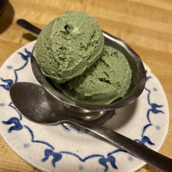 Akasaka - Green tea ice cream - Japanese Near Me - Honolulu, Hawaii