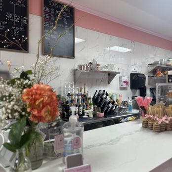 Scoops y Cafe - Front counter - Sandwiches Near Me - North Las Vegas, Nevada Scoops y Cafe - Front counter - Sandwiches Near Me - North Las Vegas, Nevada